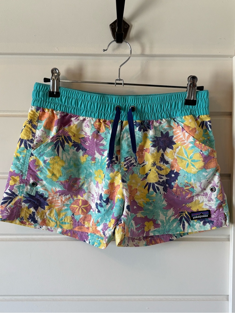 Patagonia Girls Youth XL Tropical Aqua Floral Elastic-Waist Shorts